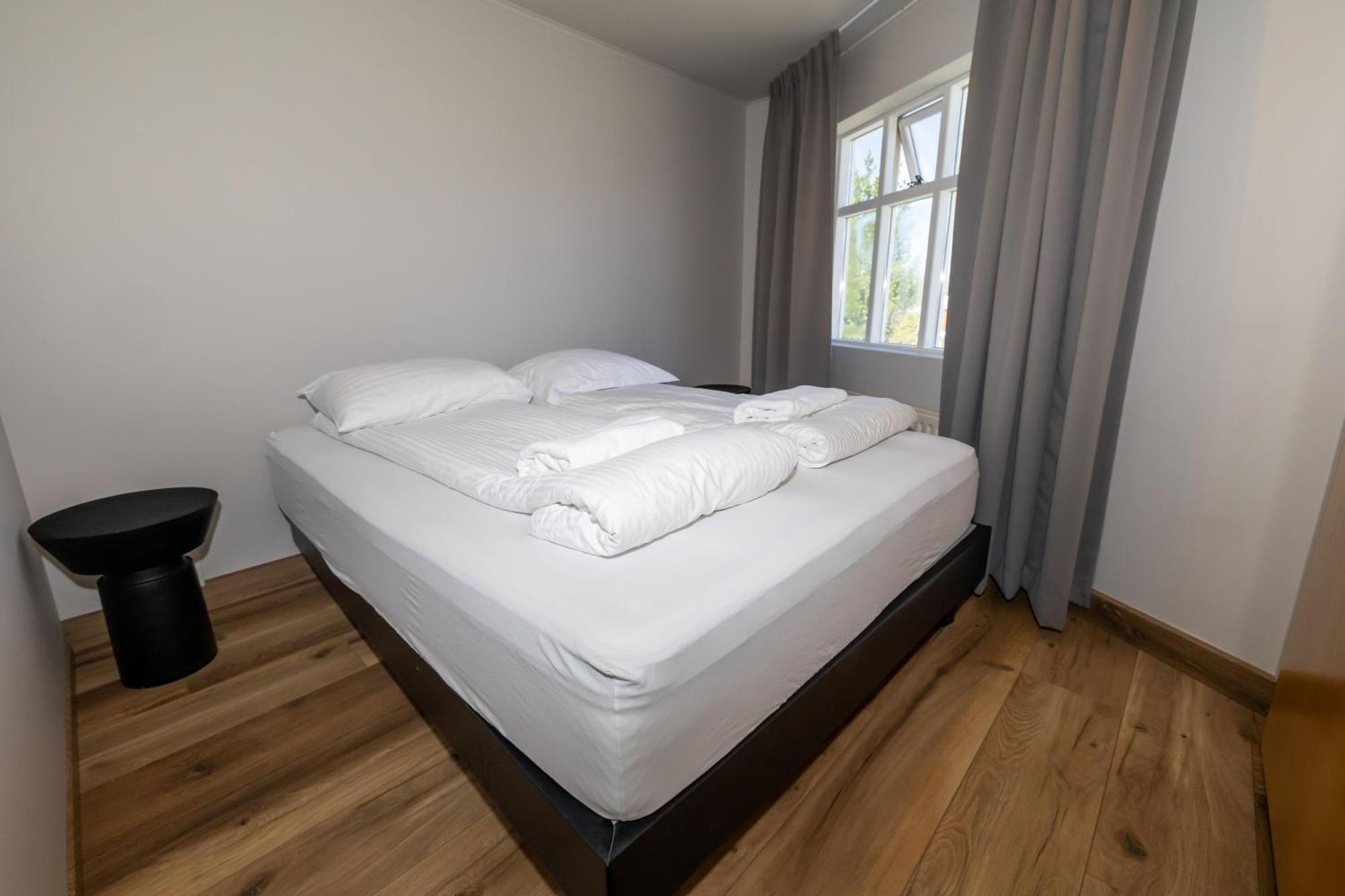 Steinaskjol Apartments آكيورِيْري المظهر الخارجي الصورة
