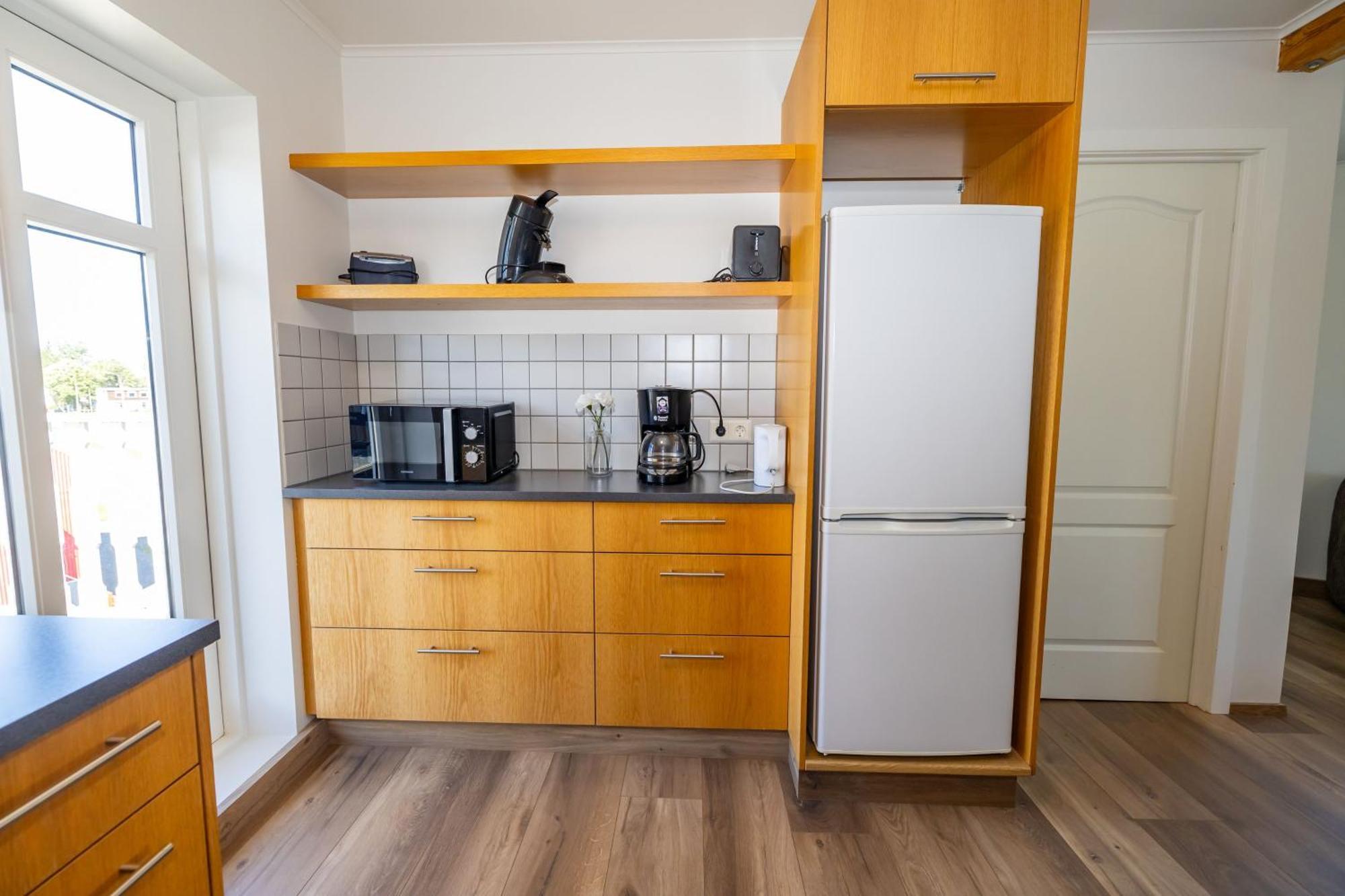 Steinaskjol Apartments آكيورِيْري المظهر الخارجي الصورة