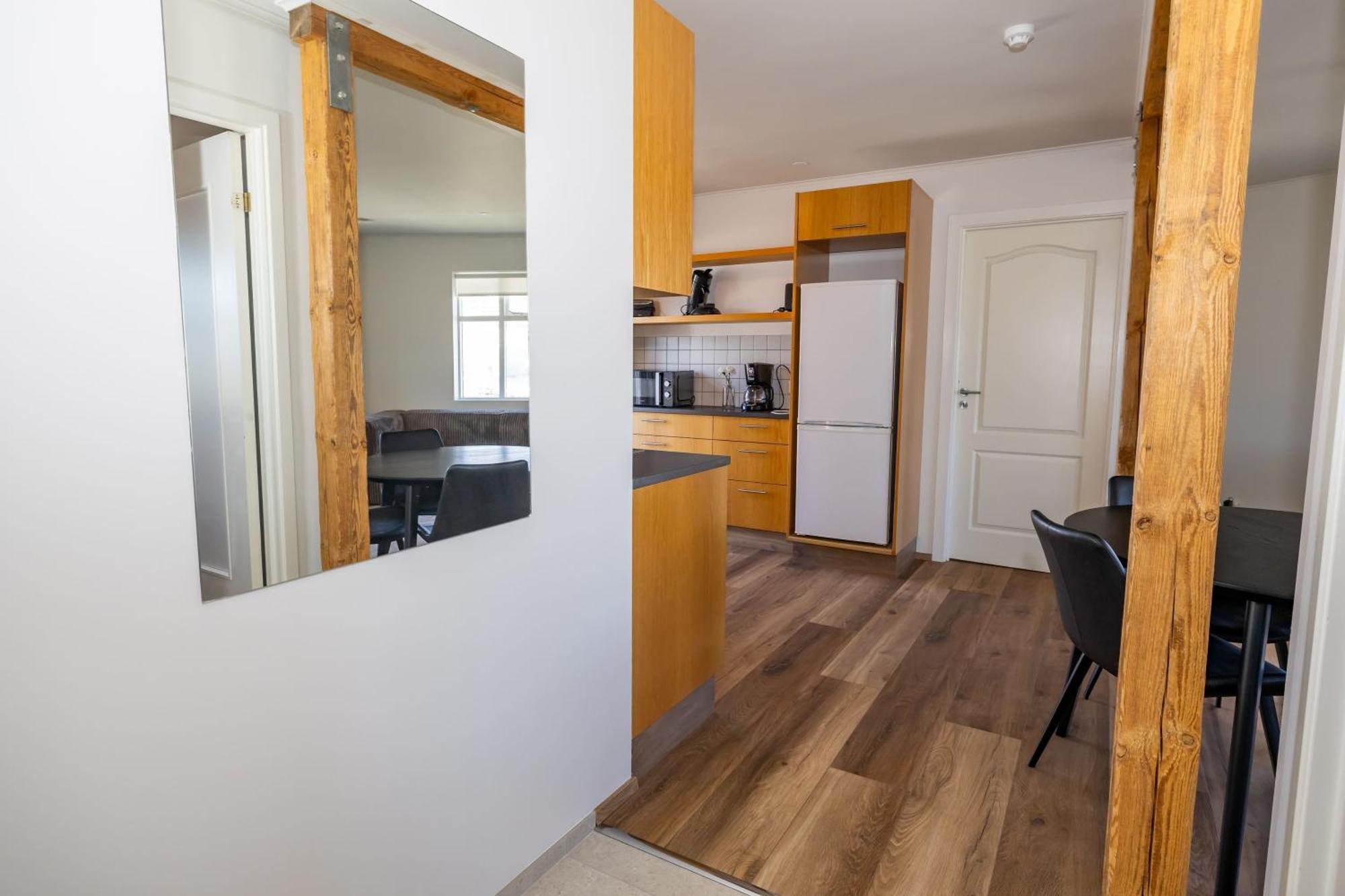 Steinaskjol Apartments آكيورِيْري المظهر الخارجي الصورة