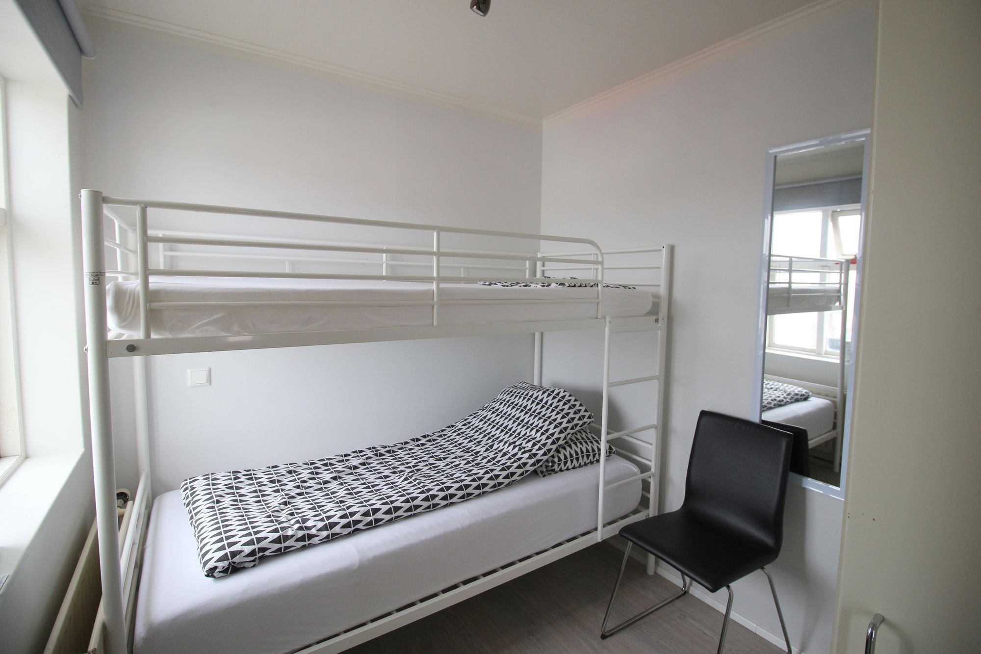 Steinaskjol Apartments آكيورِيْري المظهر الخارجي الصورة